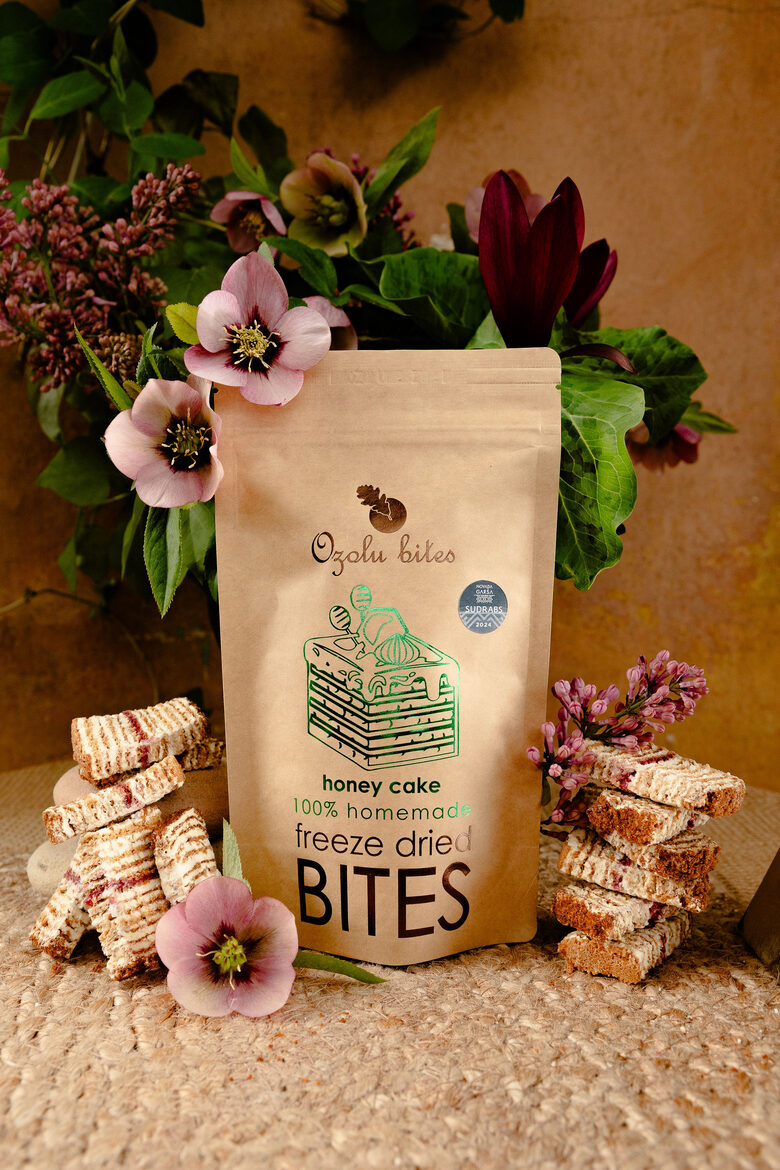 Aukstumā žāvēta medus kūka