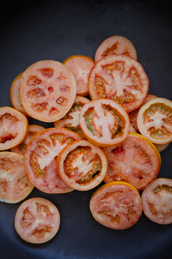 Freeze-dried tomatoes